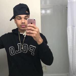 Meet your Posher, Terrell